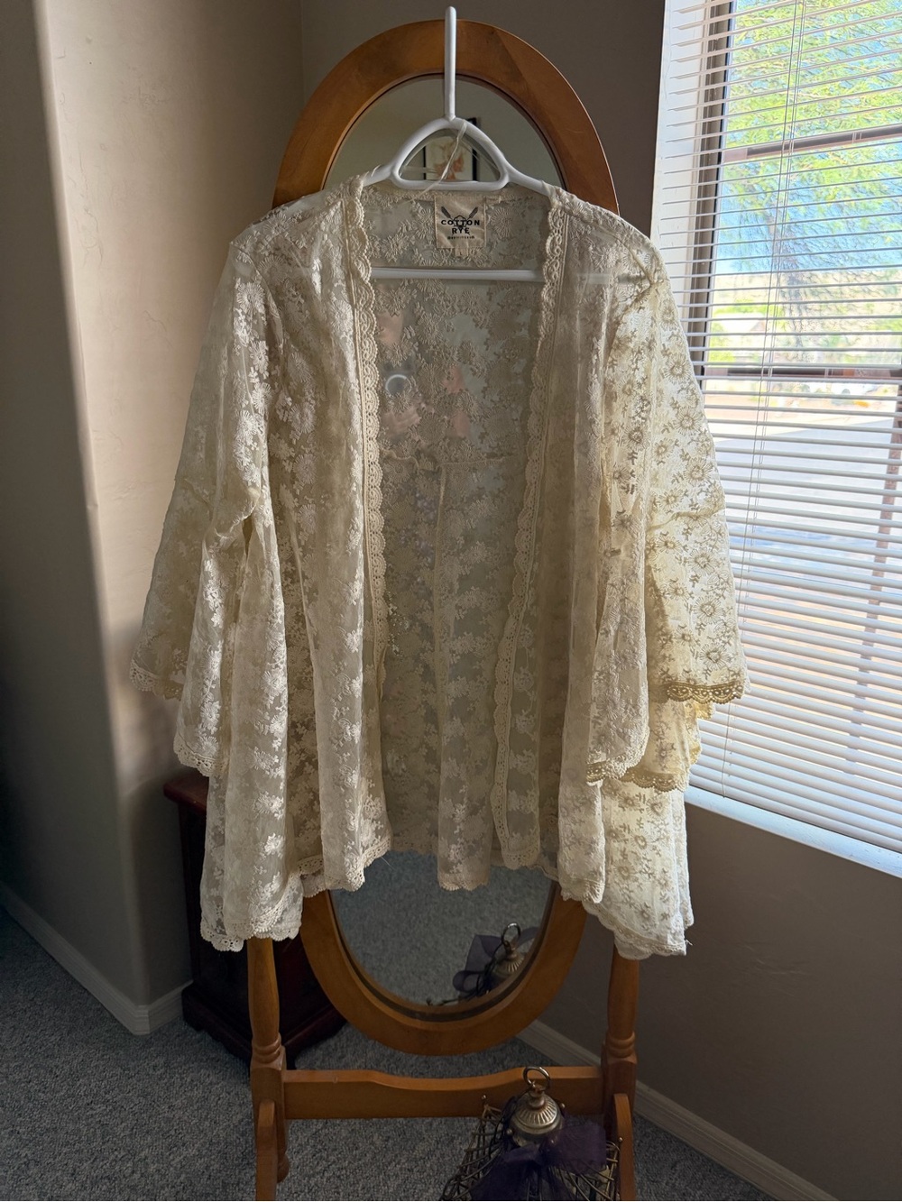 Cotton & Rye Lace Kimono Cardigan - Ivory
